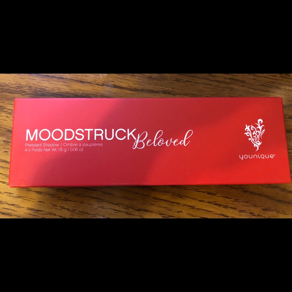 Younique Beloved Palette
